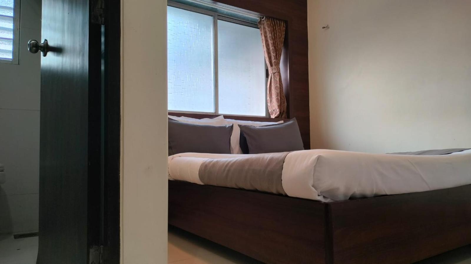 Hotel Sai Nidhi Executive-Mindspace Airoli Navi Mumbai Extérieur photo