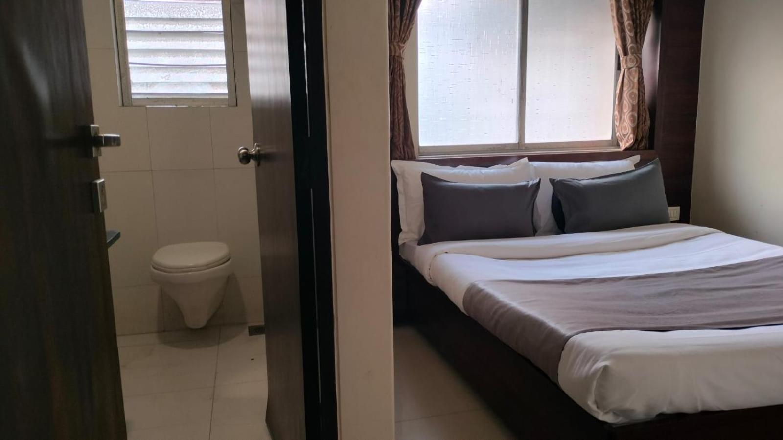 Hotel Sai Nidhi Executive-Mindspace Airoli Navi Mumbai Extérieur photo