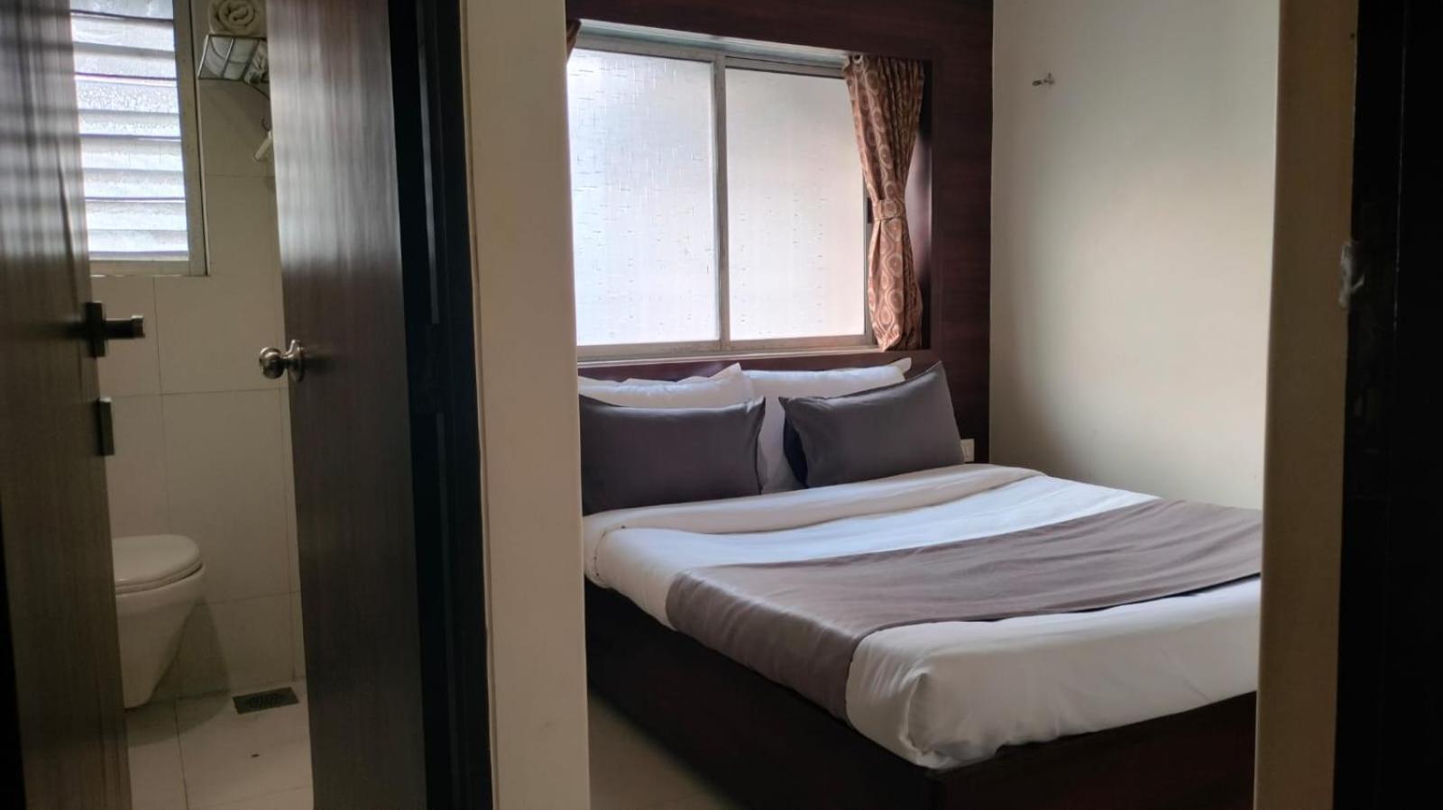 Hotel Sai Nidhi Executive-Mindspace Airoli Navi Mumbai Extérieur photo